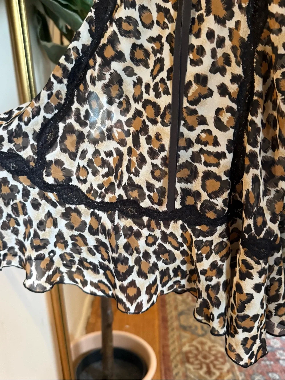 Vintage Y2K leopard print lip dress - Picture 3 of 5
